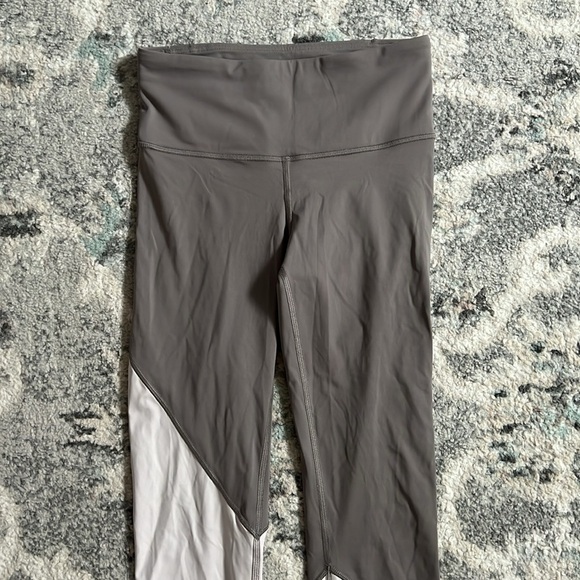 Lululemon Speed Wunder Tight Leggings Size 4 - Picture 2 of 11